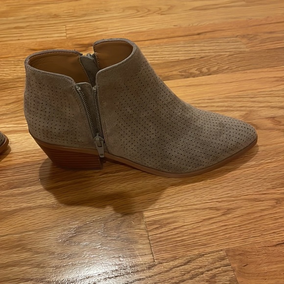 J.Crew booties size 7.5 - Picture 5 of 7